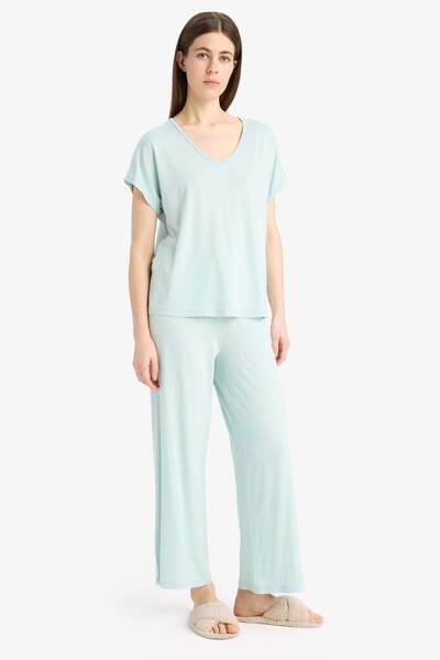 DeFacto Pijama Takımı Viskon Kısa Kollu Üst Beli Lastikli Uzun Alt-Fall in Love E0264AX25SP