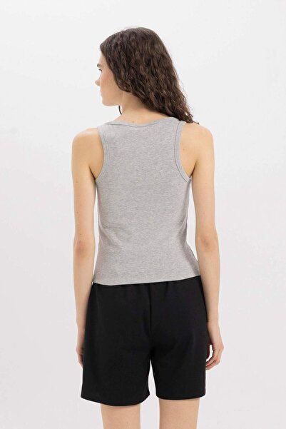 DeFacto Slim Fit Dar Kesim U Yaka Basic Düz Ribana Atlet C9826AXNS