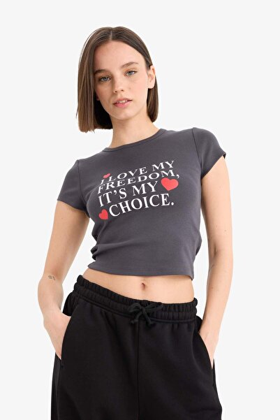 DeFacto Coool Fitted Crew Neck Printed Rib Short Sleeve T-Shirt E7986Ax25Sp