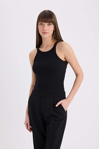 DeFacto Slim Fit Dar Kesim Halter Yaka Basic Düz Fitilli Kaşkorse Atlet E2176AX25SP