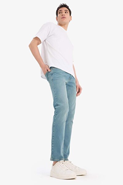 DeFacto Pedro Slim Fit Dar Kalıp Normal Bel Dar Paça Jean Pantolon E8201AX25SP