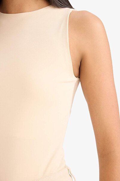 DeFacto Slim Fit Dar Kesim Halter Yaka Çıtçıtlı Body F0075AX25SP