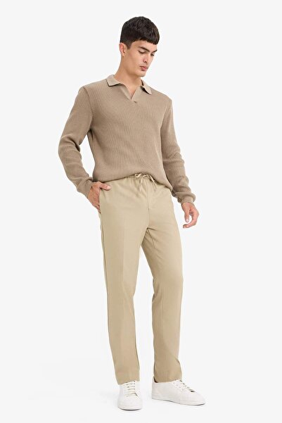 DeFacto Yazlık Kumaş Jogger Pantolon Beli Bağcıklı Lastikli Düz Paça Cepli Her Yöne Esneyen A9943AX25SP