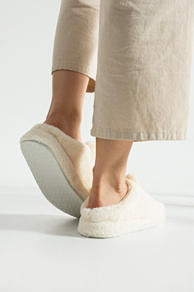 Moda Devrin Χειμερινές γυναικείες παντόφλες με λευκά βελούδινα παιχνίδια