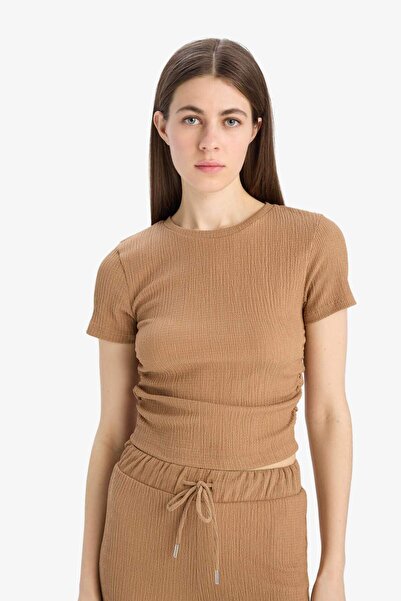 DeFacto Slim Fit Slim Fit Crew λαιμόκοψη κοντομάνικο μπλουζάκι E0991AX25SP