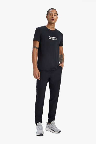 DeFacto DeFactoFit Stretchy Fabric Slim Fit Slim Fit Crew Neck Αθλητικό κοντομάνικο μπλουζάκι D7811AX25SP