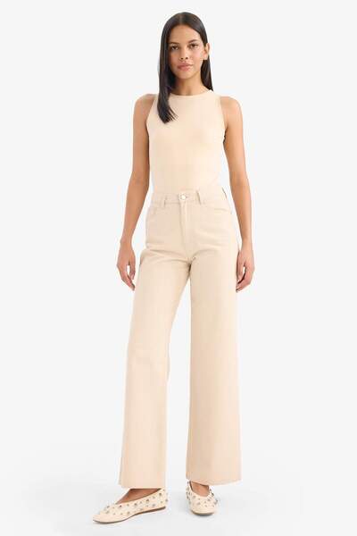 DeFacto Slim Fit Close-Fitting Halter Neck Snap Fastener Bodysuit F0075Ax25Sp