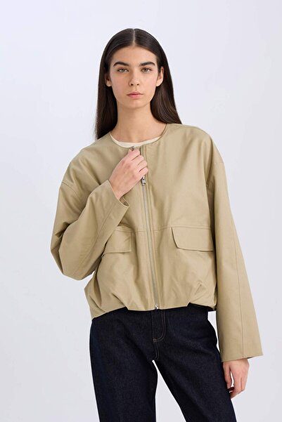 DeFacto Su Geçirmez Cepli Fermuarlı Hafif Mont E3377AX25SP