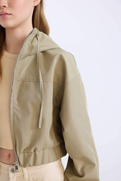 DeFacto Su Geçirmez Kapüşonlu Fermuarlı Mont D5776AX25SP