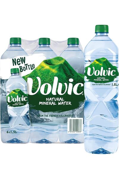 Volvic مياه طبيعية، مياه شرب معدنية، زجاجات مياه من مصادر مستدامة، علبة من 6 ...