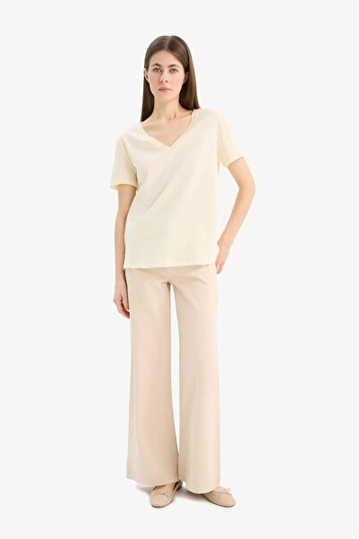 DeFacto Regular Fit V-Neck Basic Plain Combed Cotton Short Sleeve T-Shirt W9578Az25Sp