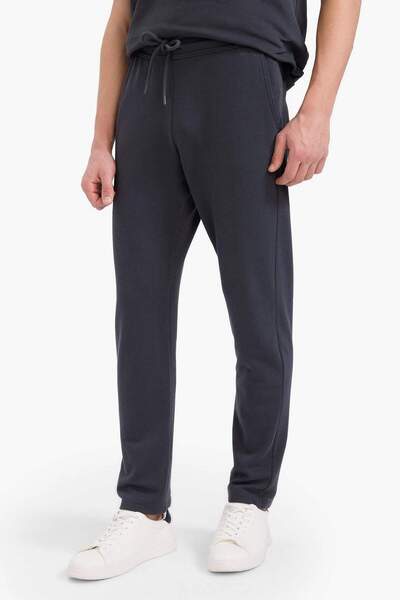 DeFacto Regular Fit Eşofman Altı Beli Bağcıklı Cep Detaylı Düz Paça D9701AX25SP