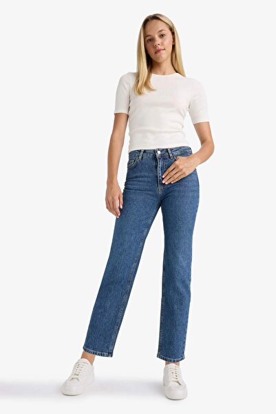 DeFacto Comfort Straight Yüksek Bel Bilek Boy Jean Yıkamalı Pantolon D8154AX25SM