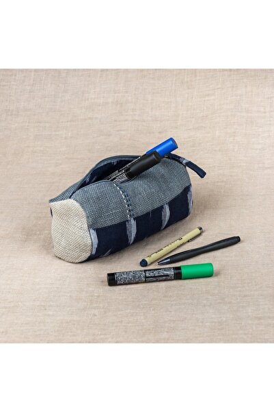 Ohrna Artisan Hand-Embroidered GOL Zipper Pouch Sustainable Jute Gray Navy