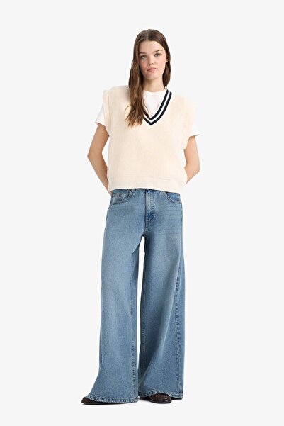 DeFacto Regular Fit V Yaka Triko Süveter S0375AZ25SP