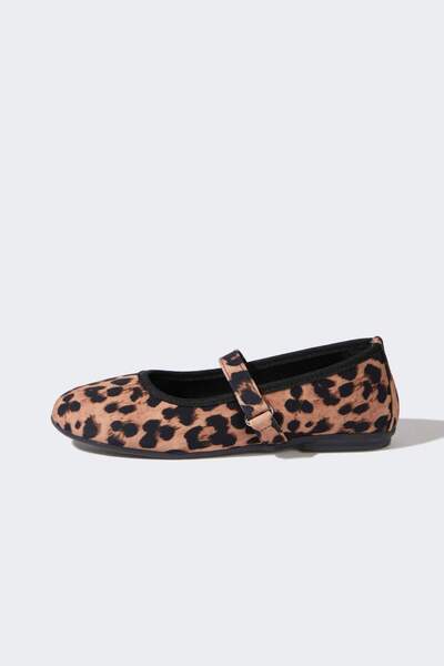 DeFacto Mädchen-Ballerinas mit Leopardenmuster zum Hineinschlüpfen und flacher Sohle E7807A825SM
