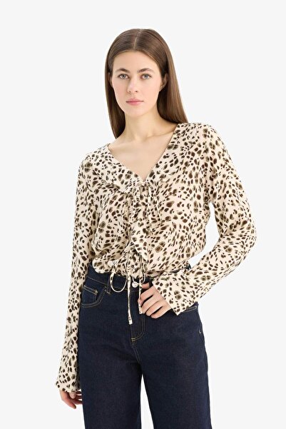 DeFacto Regular Fit V Yaka Leopar Desenli Maroken Uzun Kollu Gömlek E9217AX25SP