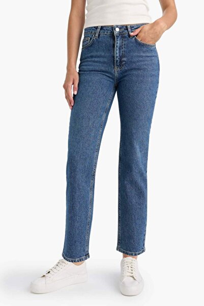 DeFacto Comfort Straight Yüksek Bel Bilek Boy Jean Yıkamalı Pantolon D8154AX25SM