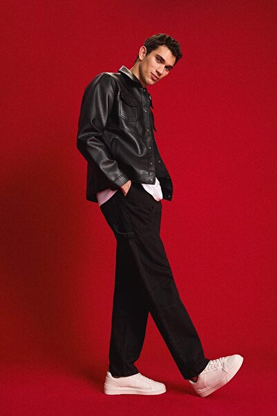 DeFacto %100 Pamuk Relax Fit Rahat Kalıp Normal Bel Geniş Paça Kargo Cepli Siyah Jean Pantolon E3435AX25SP