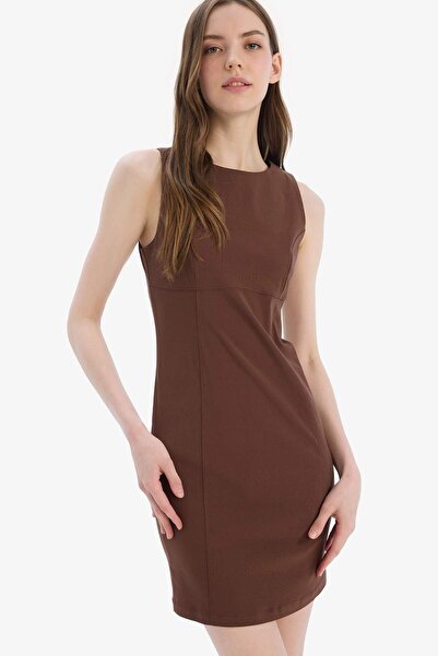 DeFacto Bodycon Vücudu Saran Bisiklet Yaka Bengalin Kolsuz Mini Elbise E3975AX25SP