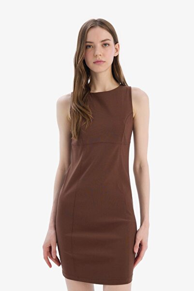DeFacto Bodycon Vücudu Saran Bisiklet Yaka Bengalin Kolsuz Mini Elbise E3975AX25SP