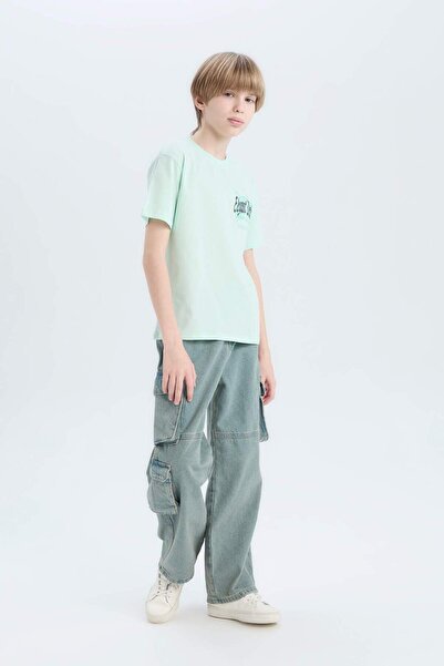 DeFacto Jungen-T-Shirt mit Rundhalsausschnitt und bedrucktem Rücken, kurzärmelig, E0103A825SM