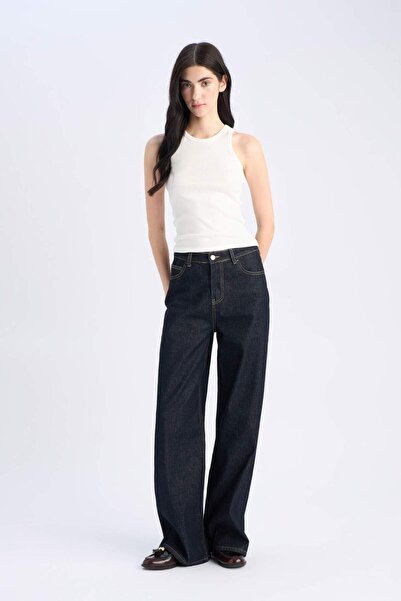 DeFacto Λεπτή εφαρμογή, λεπτή εφαρμογή, λαιμόκοψη με ραβδώσεις, εσώρουχο E7019AX25SP