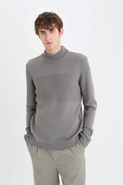 DeFacto Standart Fit Yarım Balıkçı Yaka Triko Kazak E6991AX24WN