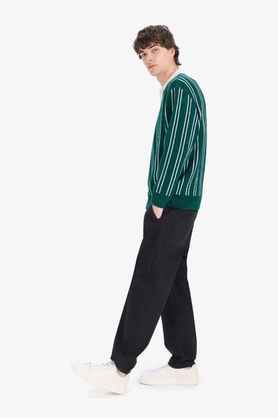 DeFacto Relax Fit Polo Yaka Çizgili Triko Kazak E8400AX24WN