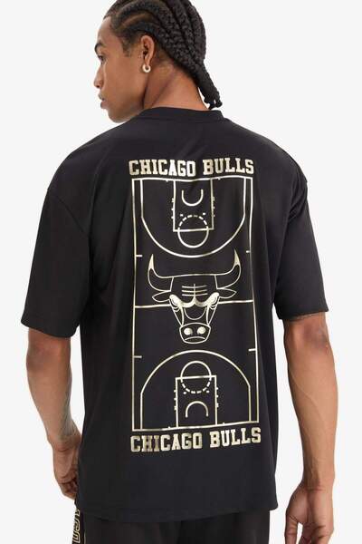 DeFacto DeFactoFit NBA Chicago Bulls Oversize Φαρδύ μπλουζάκι με κοντό μανίκι με στάμπα στην πλάτη E0361