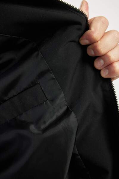 DeFacto Lightweight Slim Fit Bomber Coat - College Collar, Zip-Up, Double Pockets, Seasonal A3865Ax25Sp