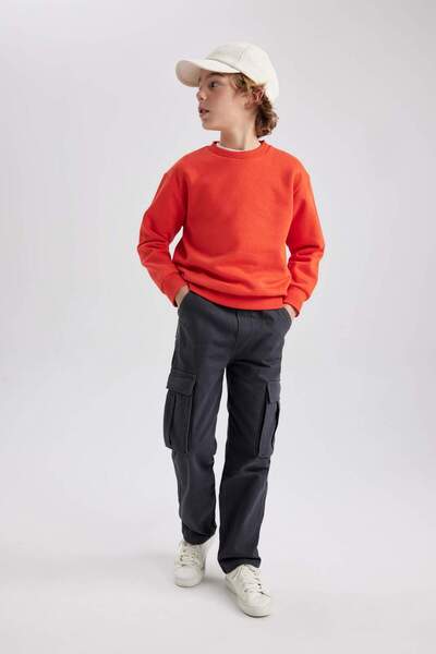 DeFacto Erkek Çocuk Regular Fit Bisiklet Yaka Sweatshirt B7772a8ns