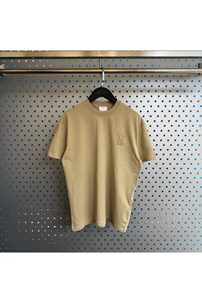 JESSE STORY Μπλουζάκι με σχέδιο κέντημα καρδιάς Unisex από άνδρες σε γυναίκες