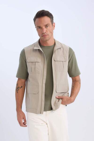 DeFacto Regular Fit Stand Collar Vest D6289Ax25Sp