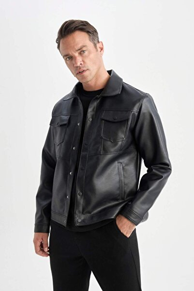 DeFacto Su Geçirmez Slim Fit Dar Kesim Gömlek Yaka Cepli Çıtçıtlı Suni Deri Mont D6589AX25SP