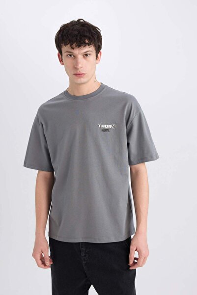 DeFacto 100% βαμβακερό μπλουζάκι με κοντό μανίκι με στάμπα στην πλάτη Marvel Boxy Fit D6779AX25SP