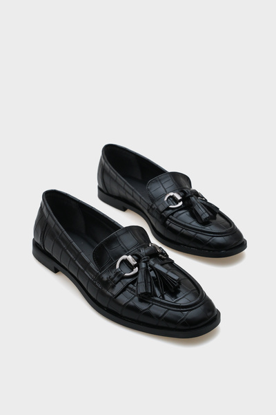 Capone Outfitters Carolin Металеві туфлі-лофери з китицями для жінок
