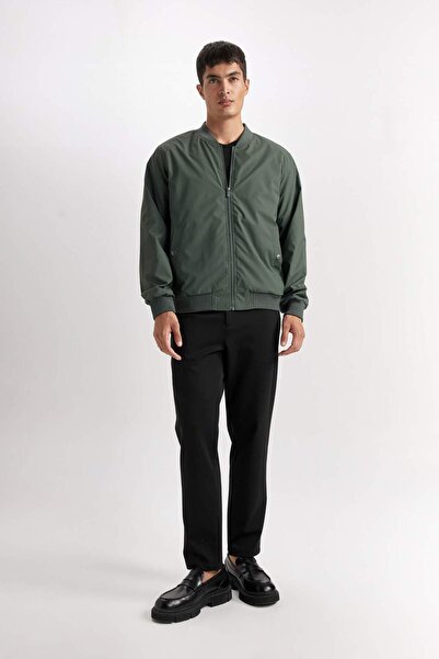 DeFacto Su Geçirmez Slim Fit Dar Kesim Bomber Kolej Yaka Fermuarlı Çift Cepli Mevsimlik Hafif Mont D7319AX25