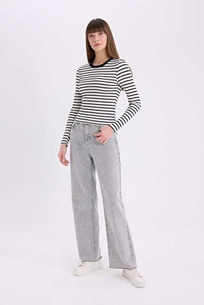 DeFacto Slim Fit Dar Kesim Bisiklet Yaka Çizgili Uzun Kollu Tişört D3754AX25SP