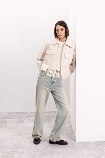 DeFacto Su Geçirmez Regular Kalıp Polo Yaka Fermuarlı Cepli Kısa Kaşe Ceket C0935AX25SP