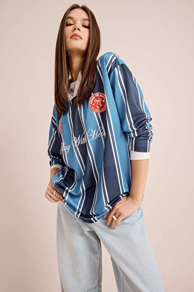 DeFacto Coool Oversize Wide Fit Polo Neck Potištěný dres Látkové tričko s dlouhým rukávem E5373AX25SP