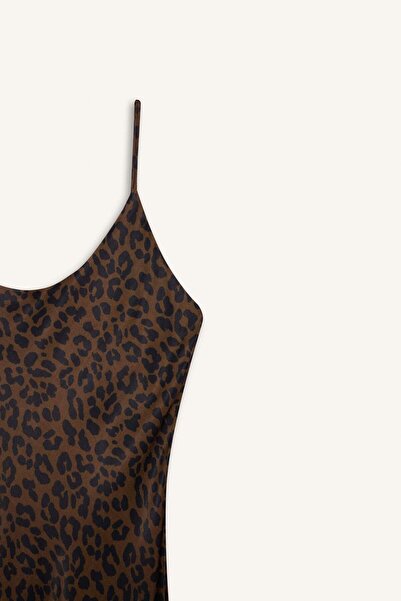 DeFacto Slim Fit Dar Kesim Leopar Desenli Viskon Askılı Maxi Abiye Elbise E2978AX24WN