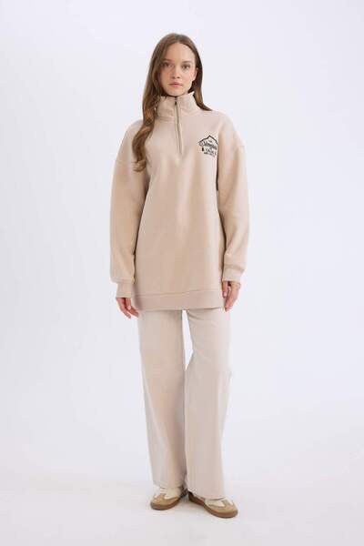 DeFacto Relax Fit Yarım Fermuarlı Dik Yaka Baskılı İçi Yumuşak Tüylü Kalın  Sweatshirt Tunik E5402AX24WN