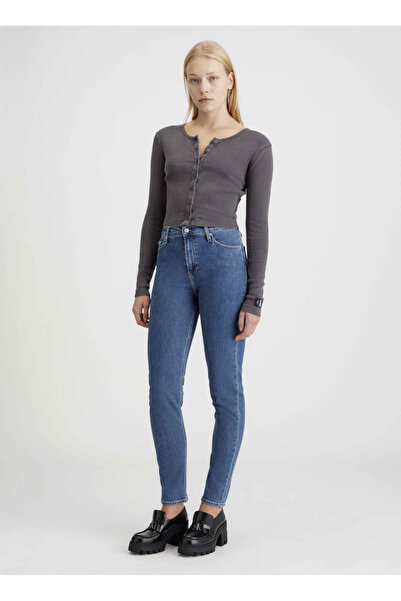 Calvin Klein Mom Fit Yüksek Bel Jeans J20J2236601A4  KOT PANTOLON J20J223660 1A4