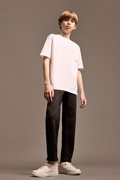 DeFacto Erkek Çocuk Straight Fit Basic Düz Jean Pantolon C7230A825SM