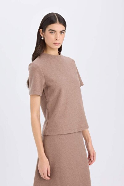 DeFacto Saloniki szövet 2 részes szett, rövid ujjú felső, rugalmas derekú midi szoknya E2425AX24WN