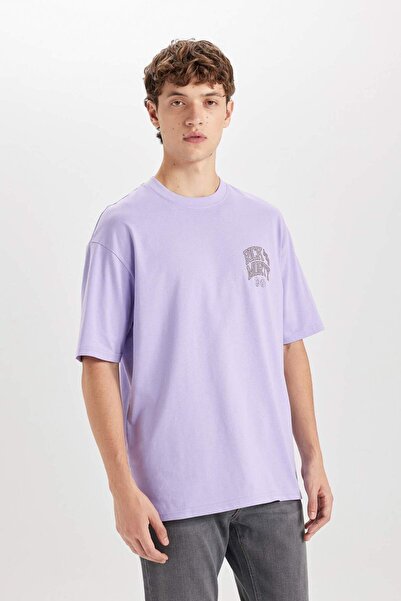 DeFacto 100 % Baumwolle Rick and Morty Boxy Fit Rundhalsausschnitt auf der Rückseite bedrucktes Kurzarm-T-Shirt D5465AX25SP