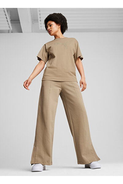 Puma Καφέ γυναικείο μπλουζάκι με λαιμόκοψη κανονικής εφαρμογής 68161967 HER Graphic Tee