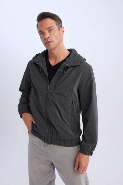 DeFacto Regular Fit Kapüşonlu Mont Fermuarlı Cepli File Astarlı Mevsimlik  C4562AX24AU