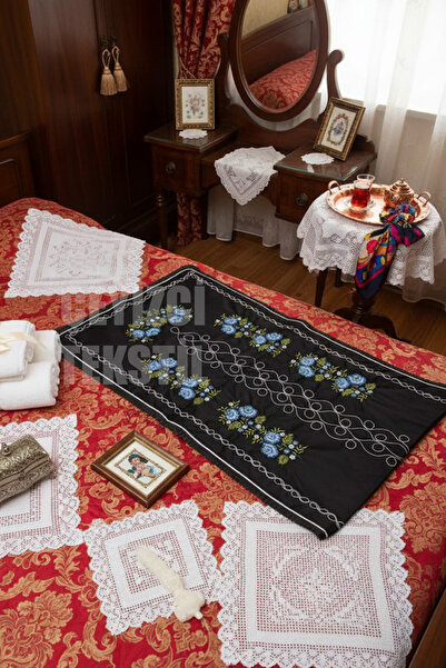 Çt Çeyizci Tekstil Kanaviçe Işlemeli Etamin Kumaş Tek Seccade - Siyah